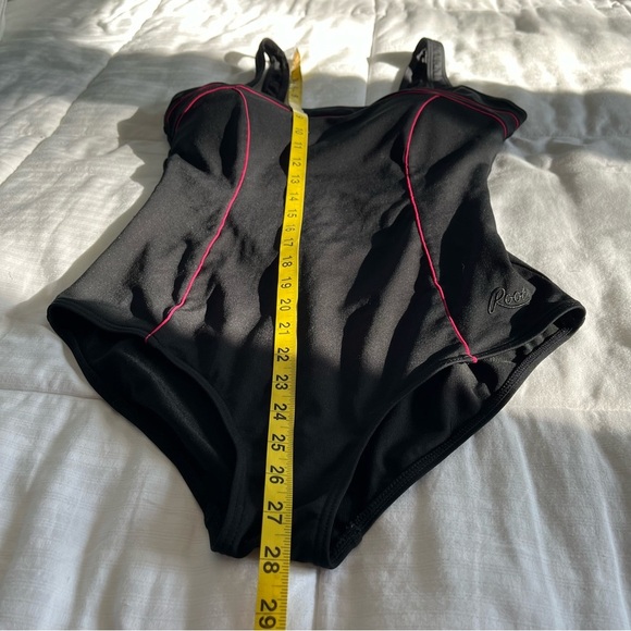 Roots Women's Black Swimsuit with Pink Accents 12D Built in Cups Vacation Cruise - Picture 12 of 14
